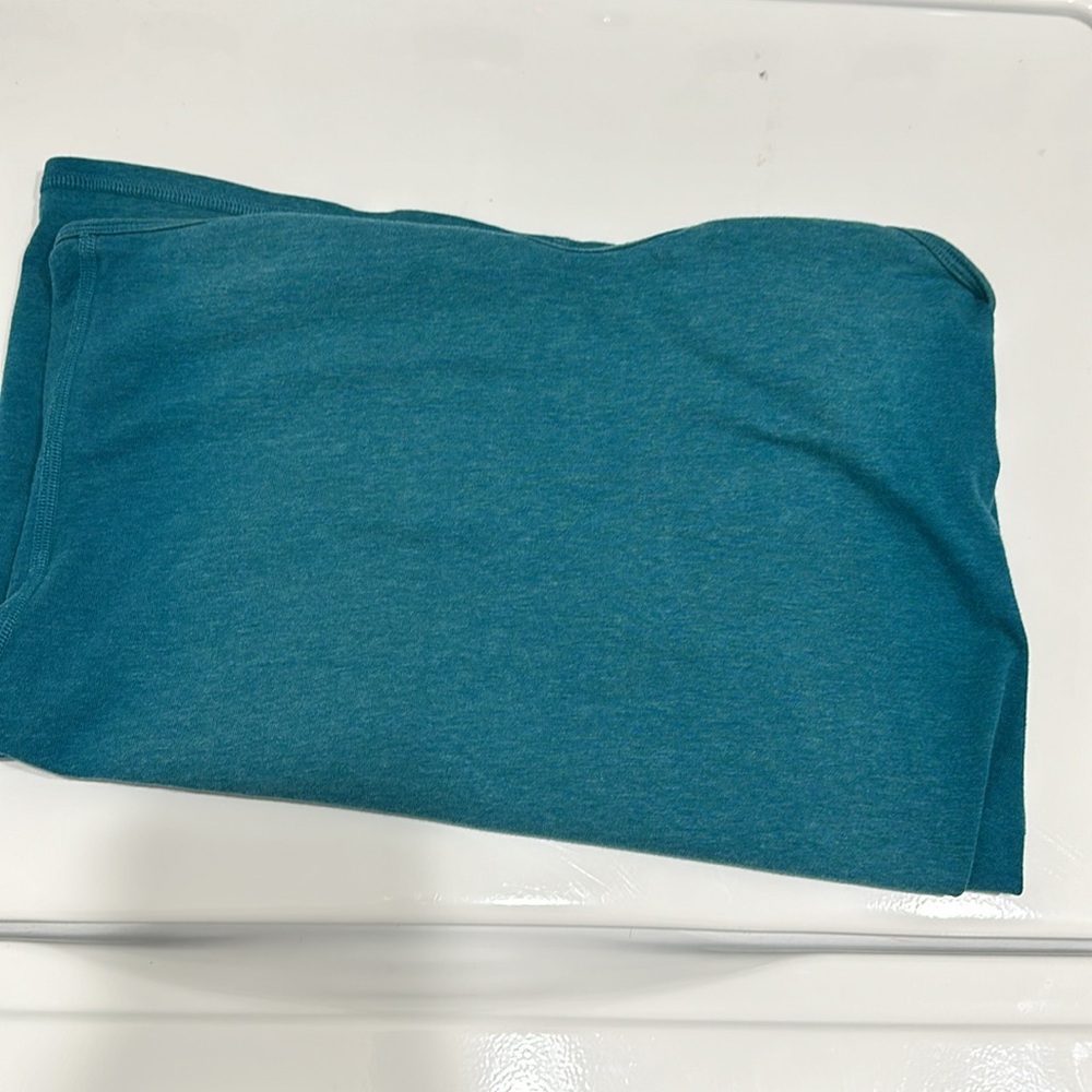 Lululemon Racerback Tank Size 8 - Picture 7 of 7